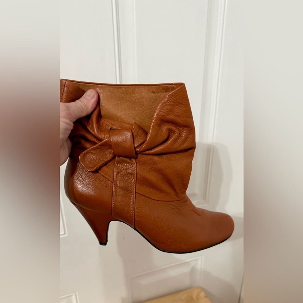 Tan Leather Steve Madden Kitten Heel‎ Slouch Bootie Retro - Picture 9 of 9